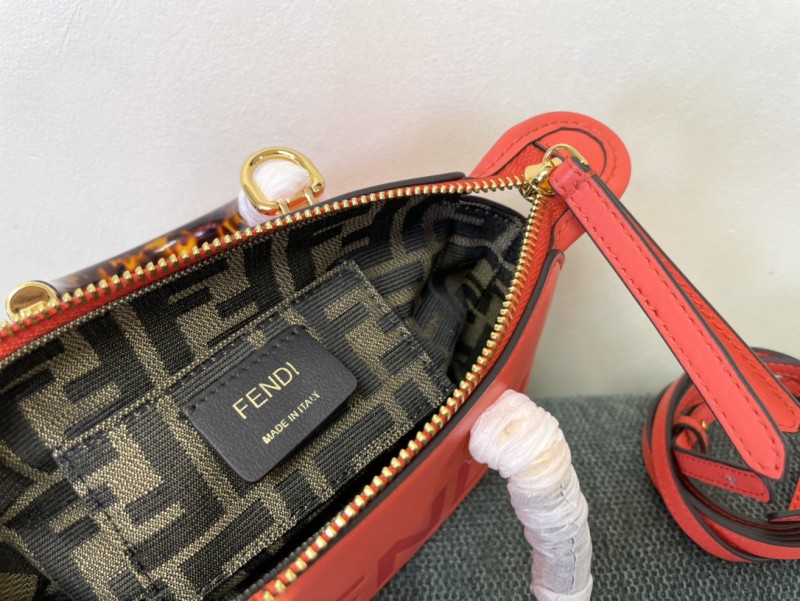 Fendi 042 8