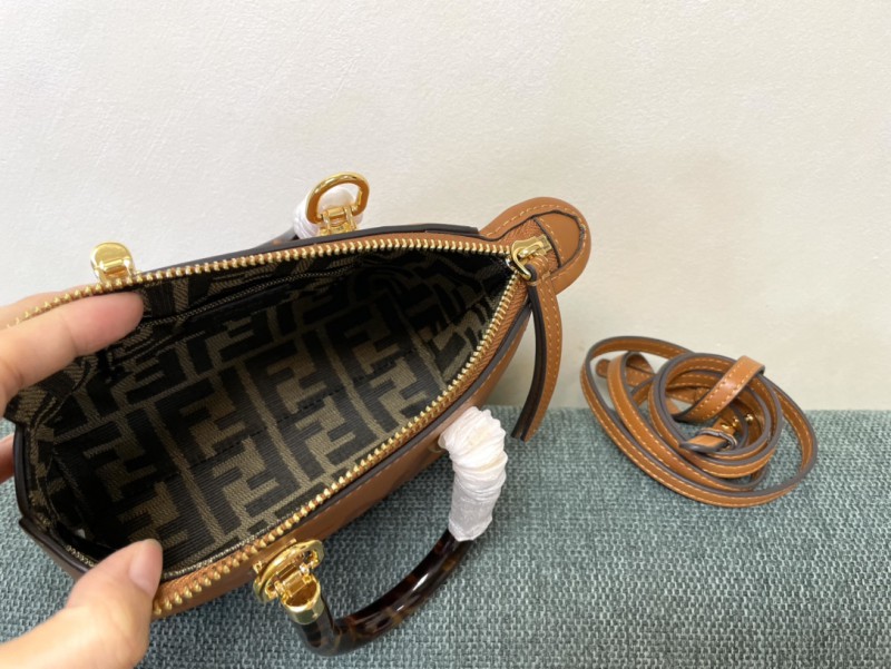 Fendi 048 8