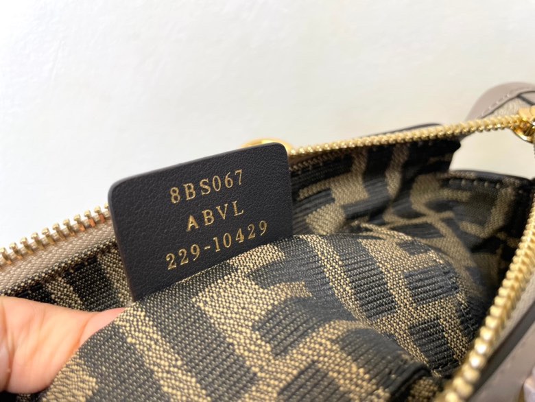 Fendi 050 8