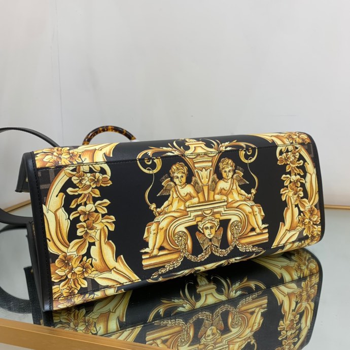 Fendi 061 8