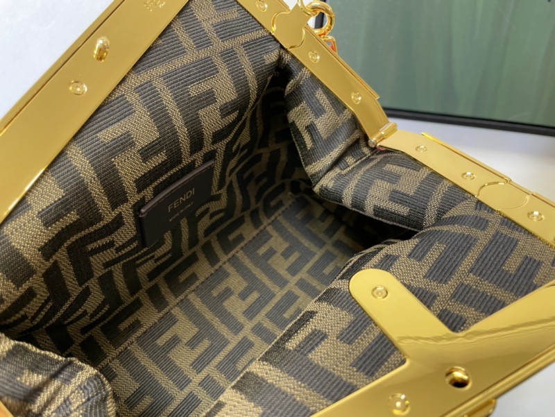 Fendi 070 8