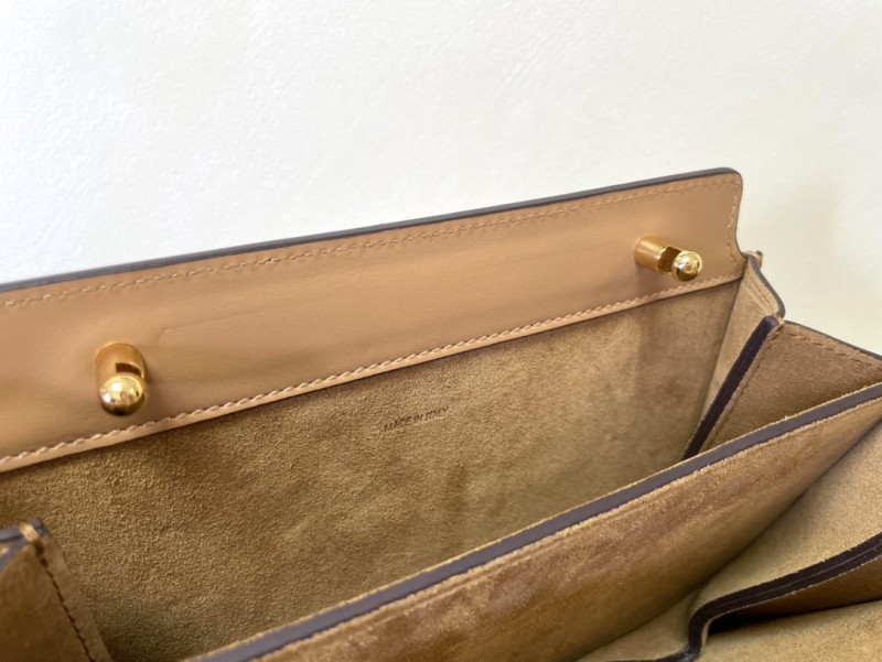 Fendi 071 8