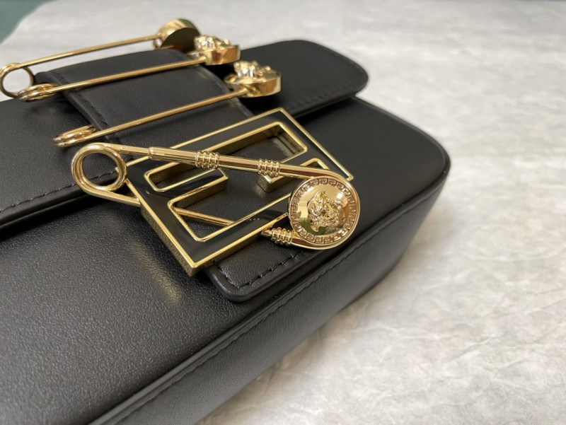 Fendi 099 8