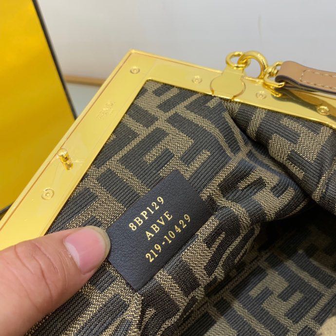Fendi 122 8