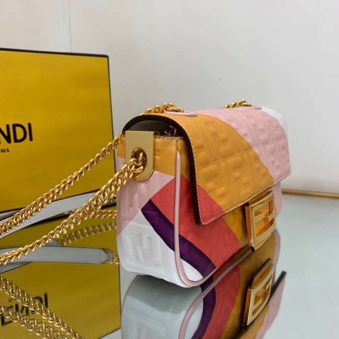 Fendi 124 8