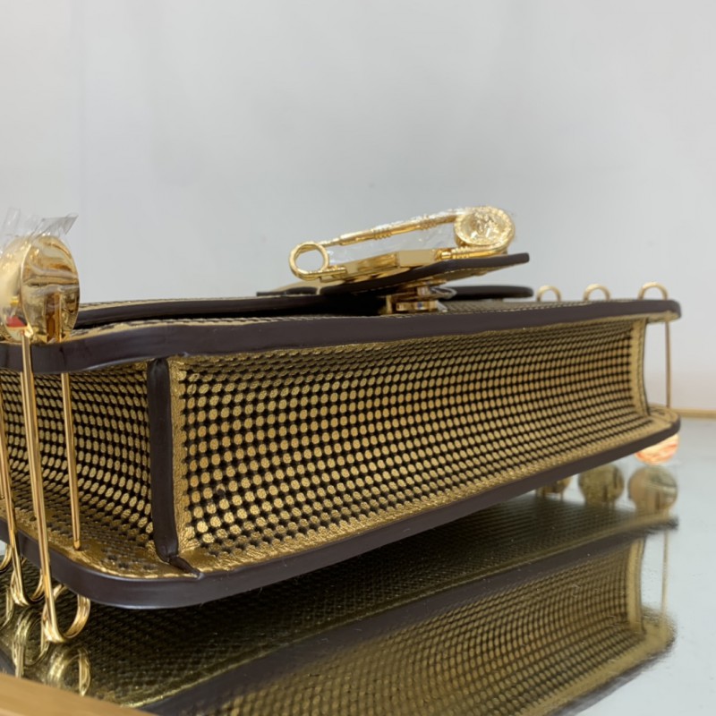 Fendi 135 8