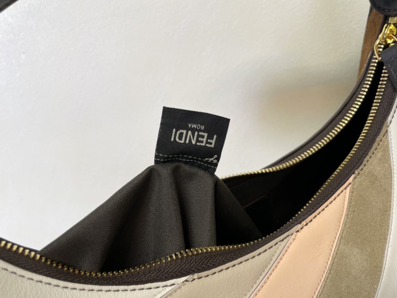 Fendi 147 8