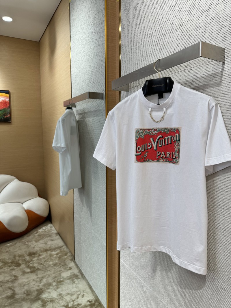 LV Collar Chain Print Short Sleeve T-Shirt 2