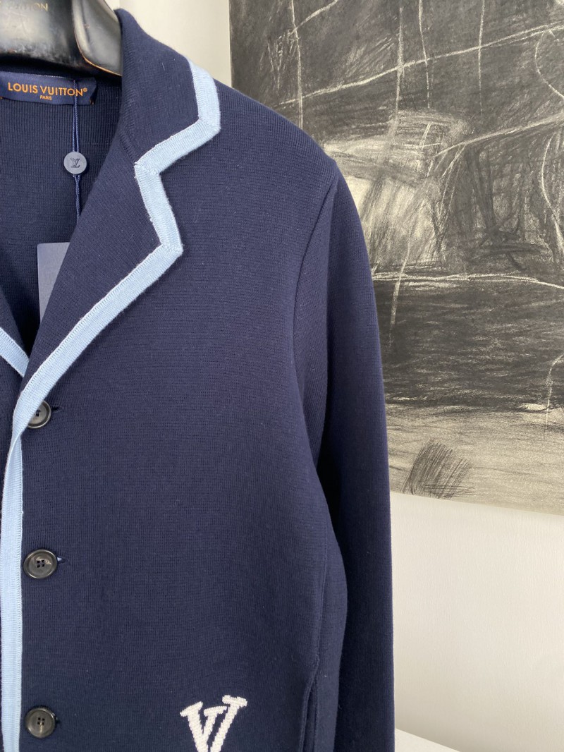 LV Wool Wool Knit Cardigan 2
