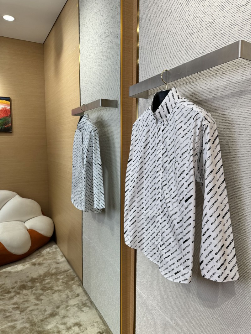 Balenciaga Printed Collar Shirt 2 2
