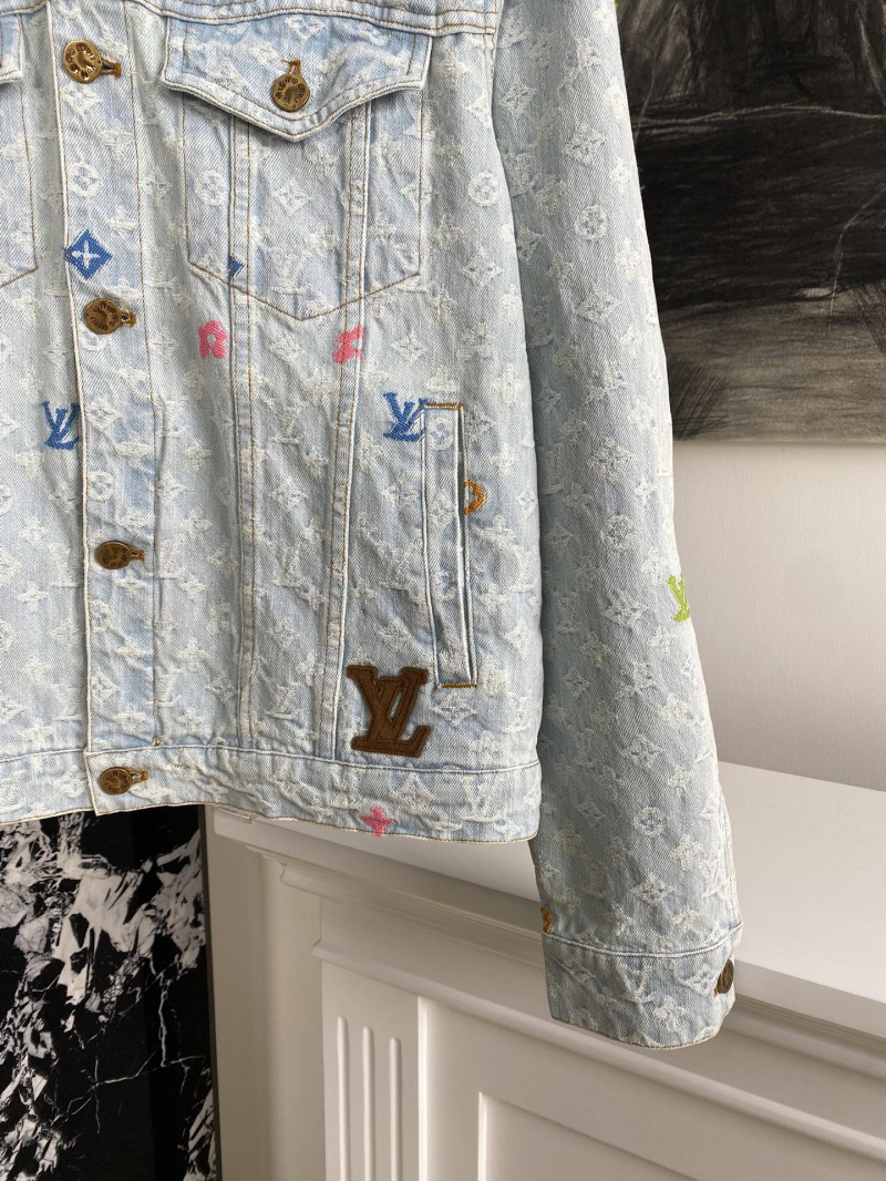 LV co-branded embroidered denim jacket 3