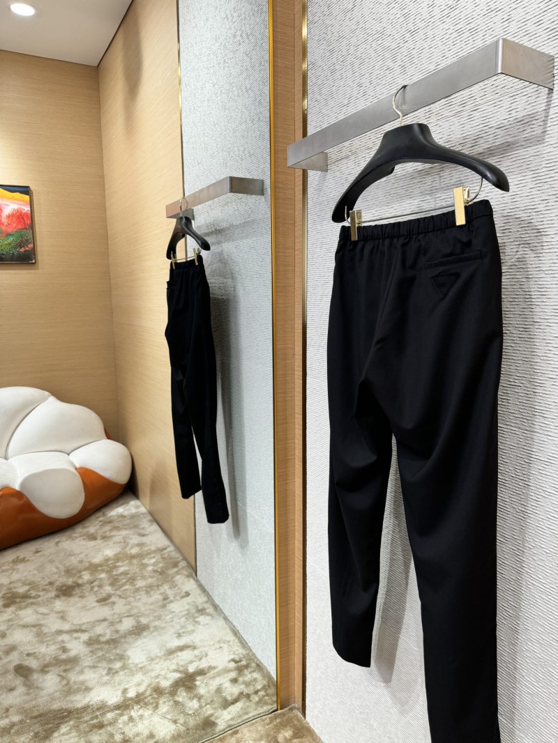 Prada Wool Casual Pants 3