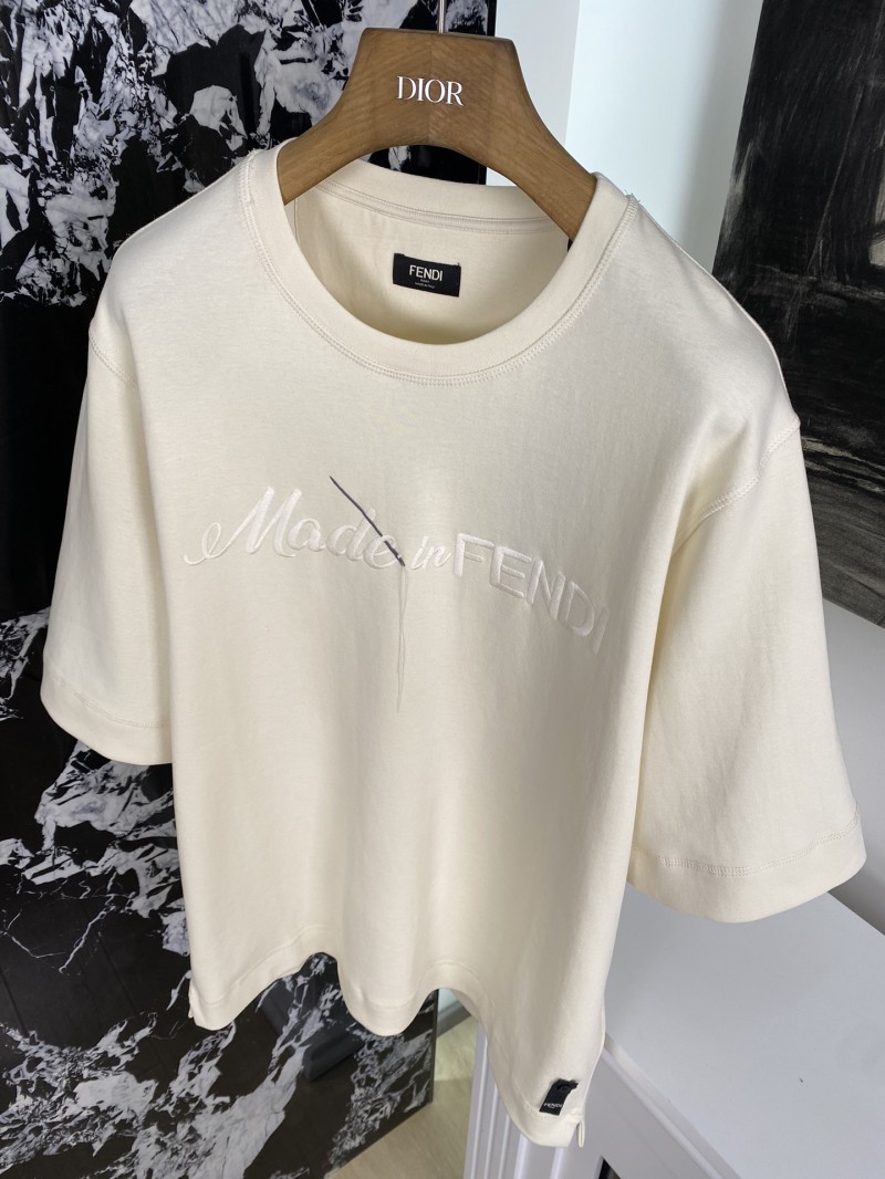 Fendi Embroidered Short Sleeve T-Shirt 4
