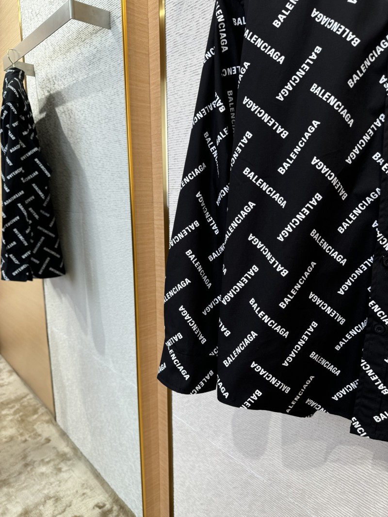 Balenciaga Printed Collar Shirt 4