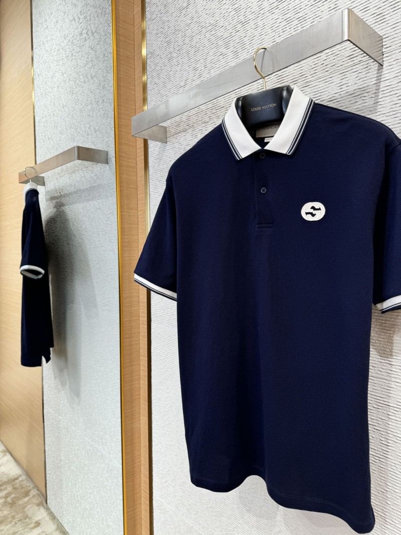 Gucci interlocking badge polo shirt 3 5