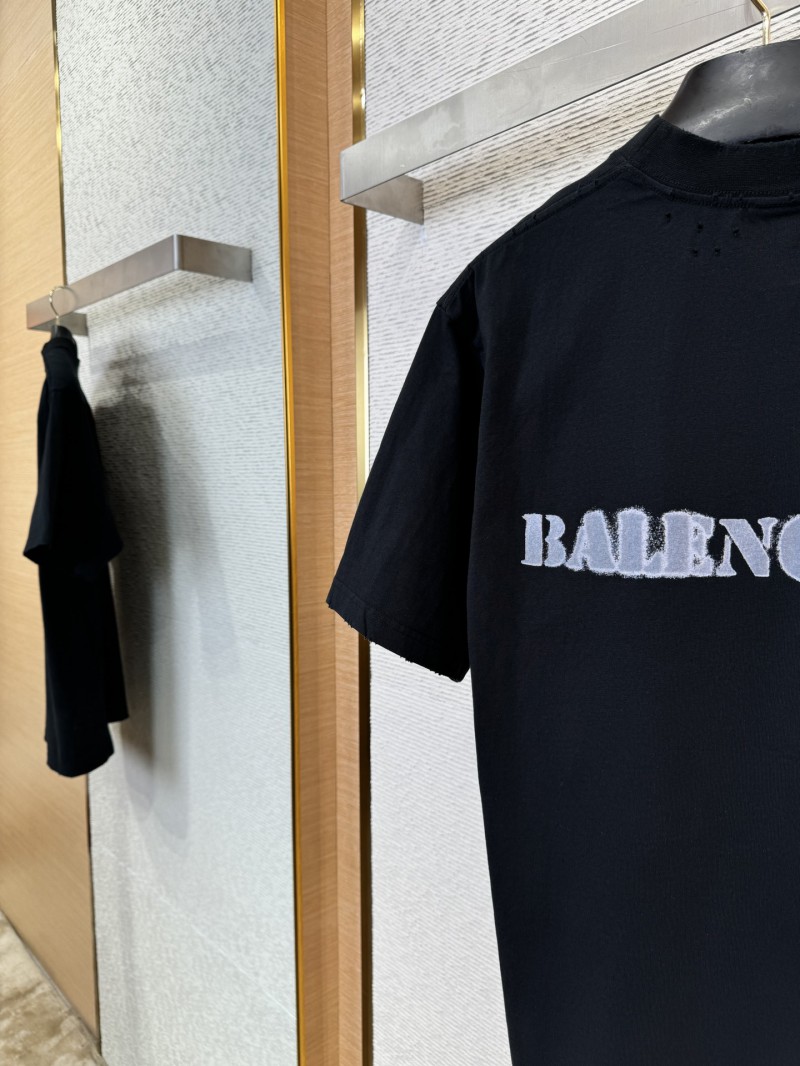 Balenciaga Fuzzy Print Short Sleeve T-Shirt 3 5