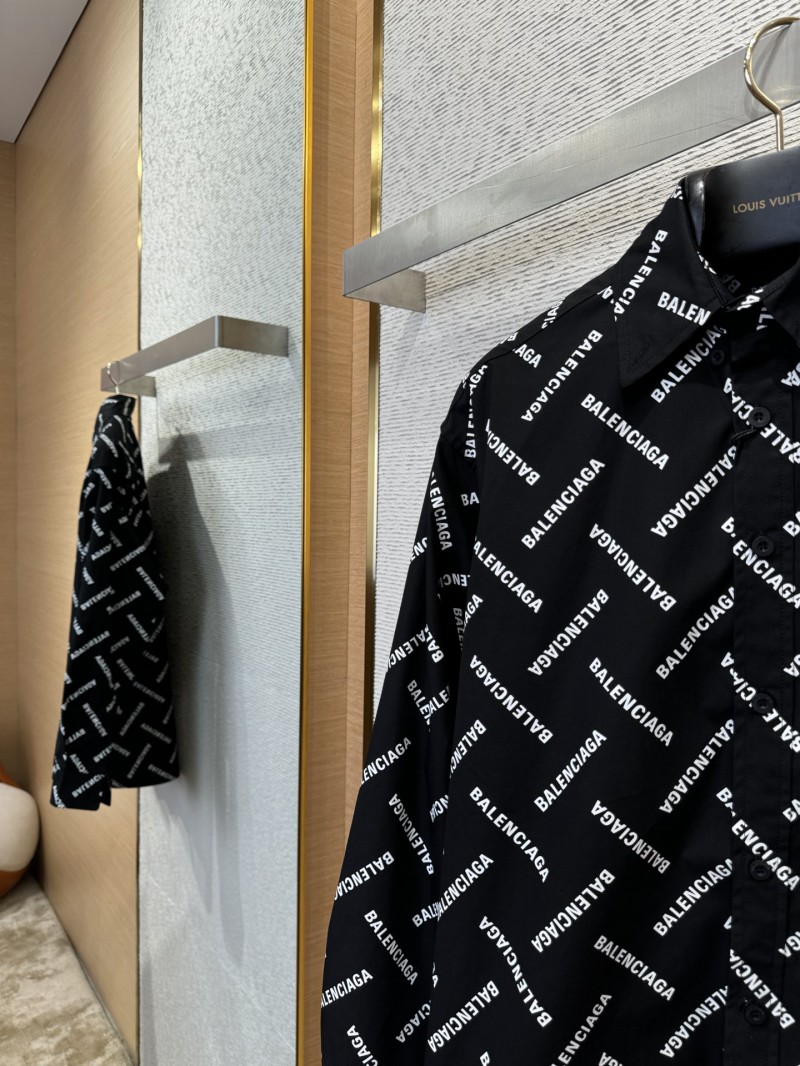 Balenciaga Printed Collar Shirt 5
