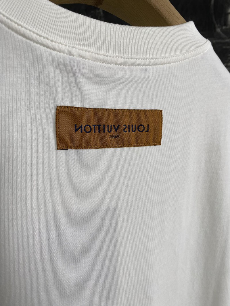LV Embossed Small Label Classic Short Sleeve 1 6