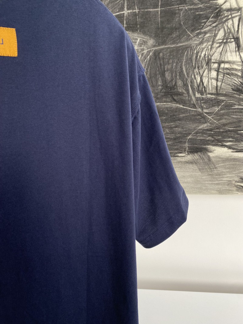 LV Embossed Small Label Classic Short Sleeve 3 6