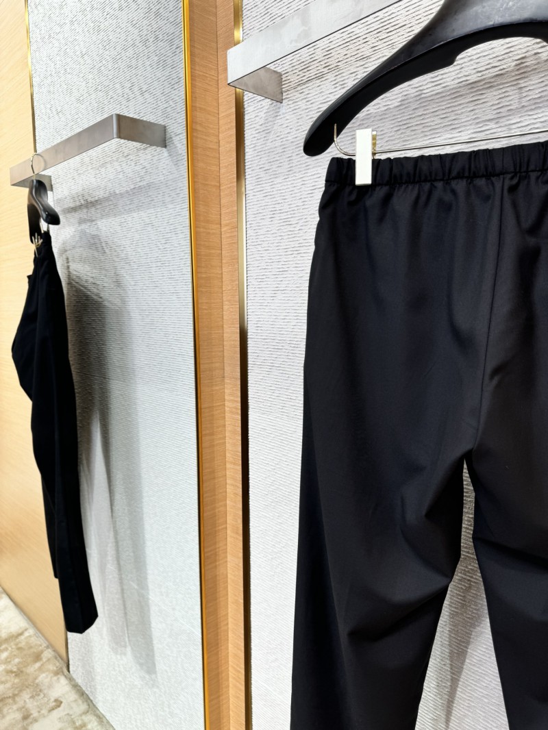 Prada Wool Casual Pants 6