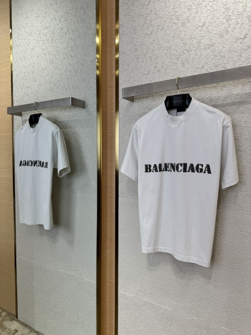 Balenciaga Fuzzy Print Short Sleeve T-Shirt 2 6