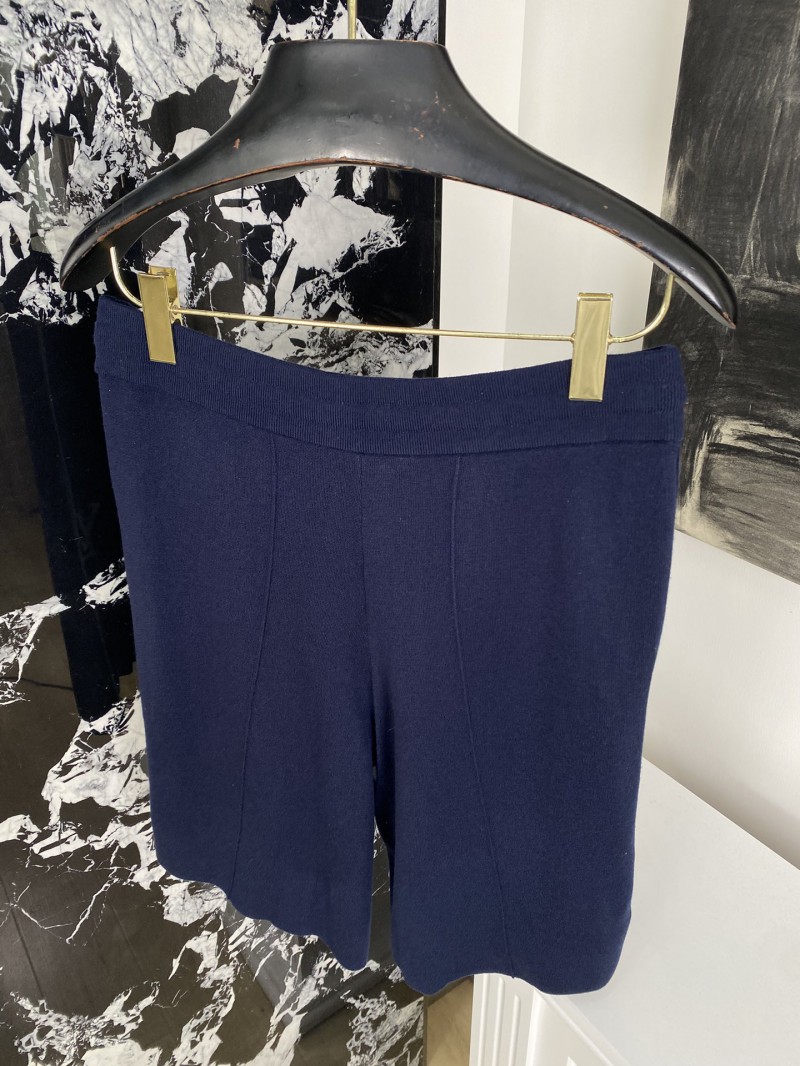 LV Logo Woolen Shorts 7