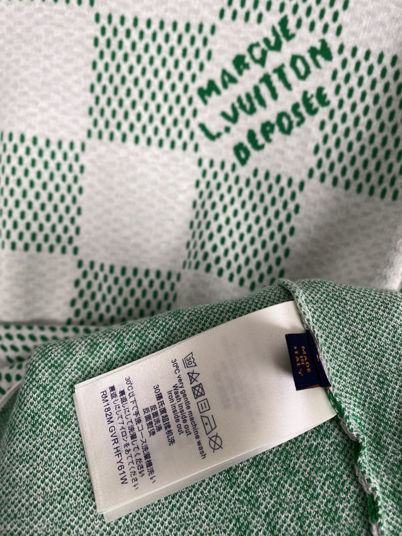 LV Checkered Knit Short Sleeve 2 8