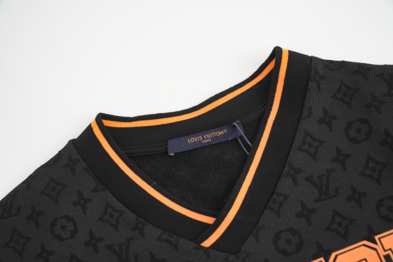 LV Old Flower Medium Sleeve Short Sleeve 3