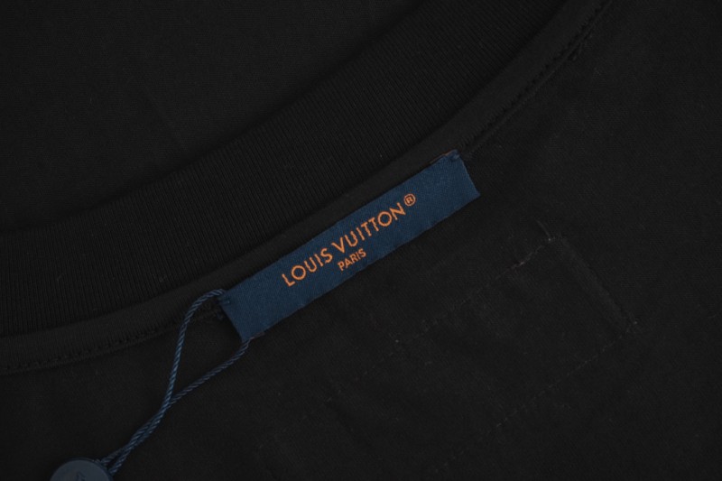 LV Portrait Short Sleeve 7