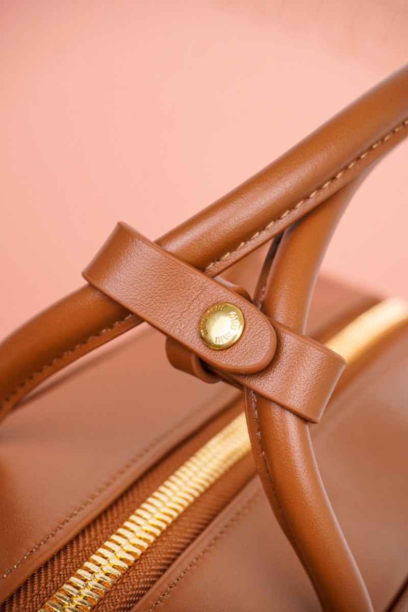 Miu Miu Logo Embossed Zip Tote Brown 14