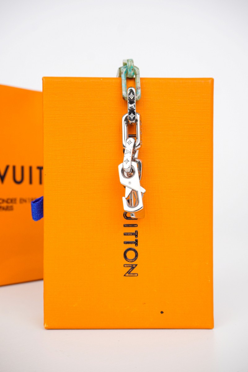 LV Resin Link Bracelet 3