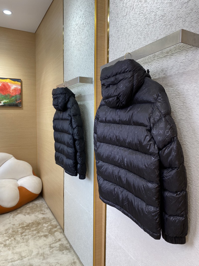 LV Gradient Jacquard Down Jacket 3
