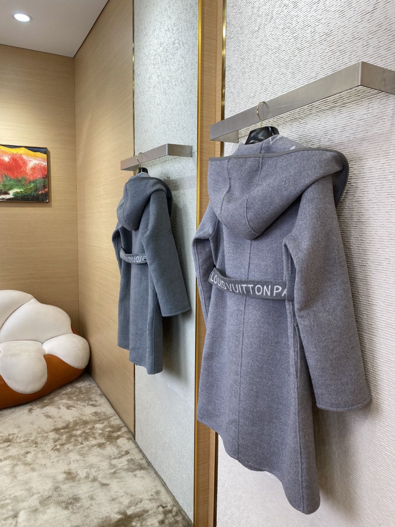 LV Mid-length caped cashmere coat grey 2 3