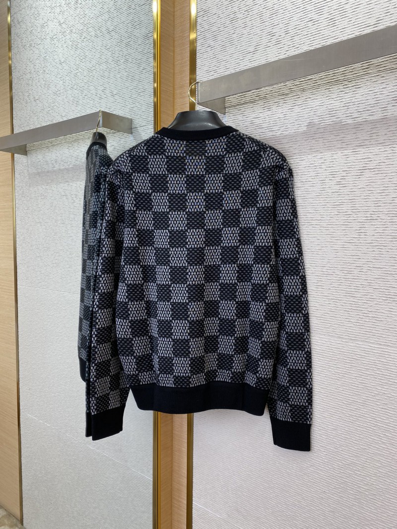 LV Tartan Sweater 4