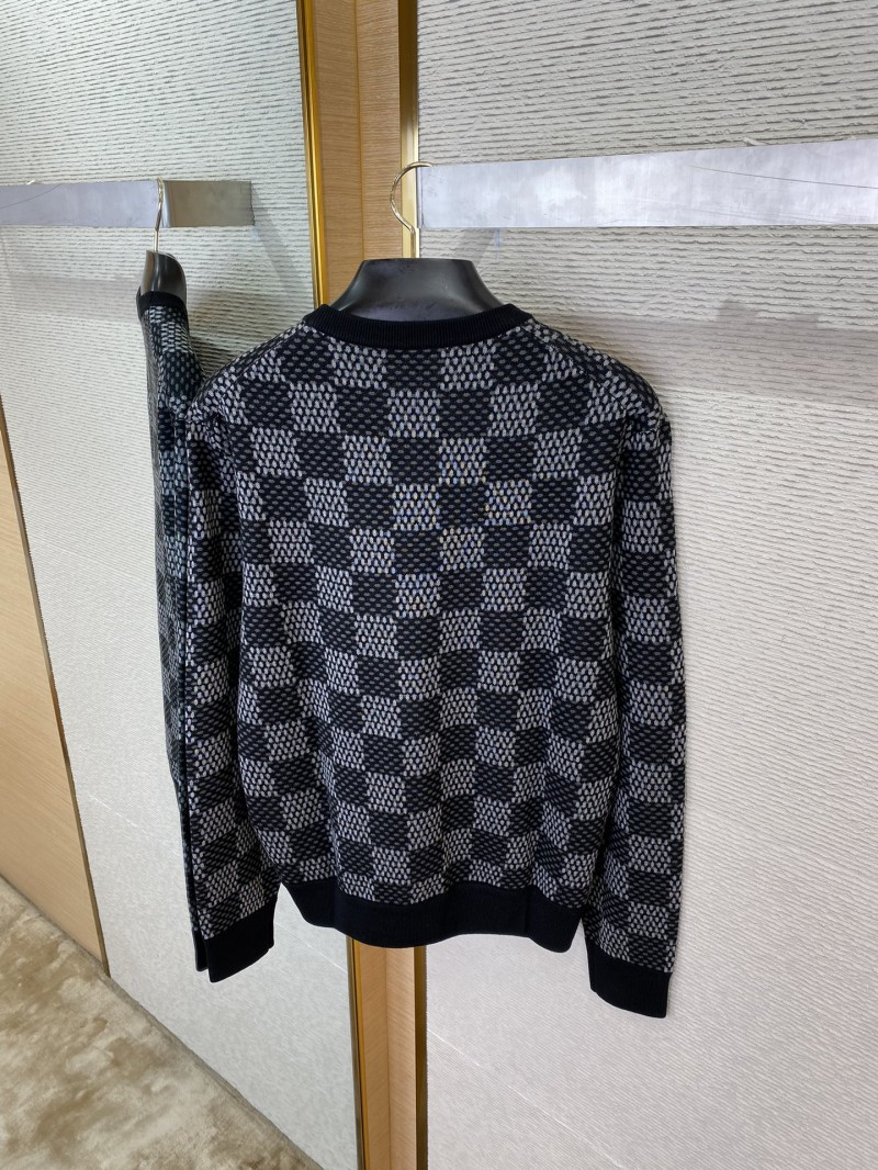LV Tartan Sweater 6