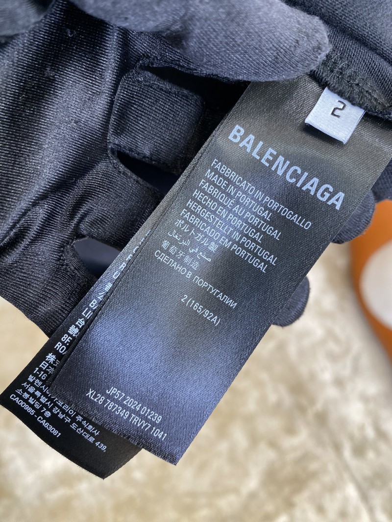 Balenciaga Double Ring Embroidered Turtleneck Pullover 8