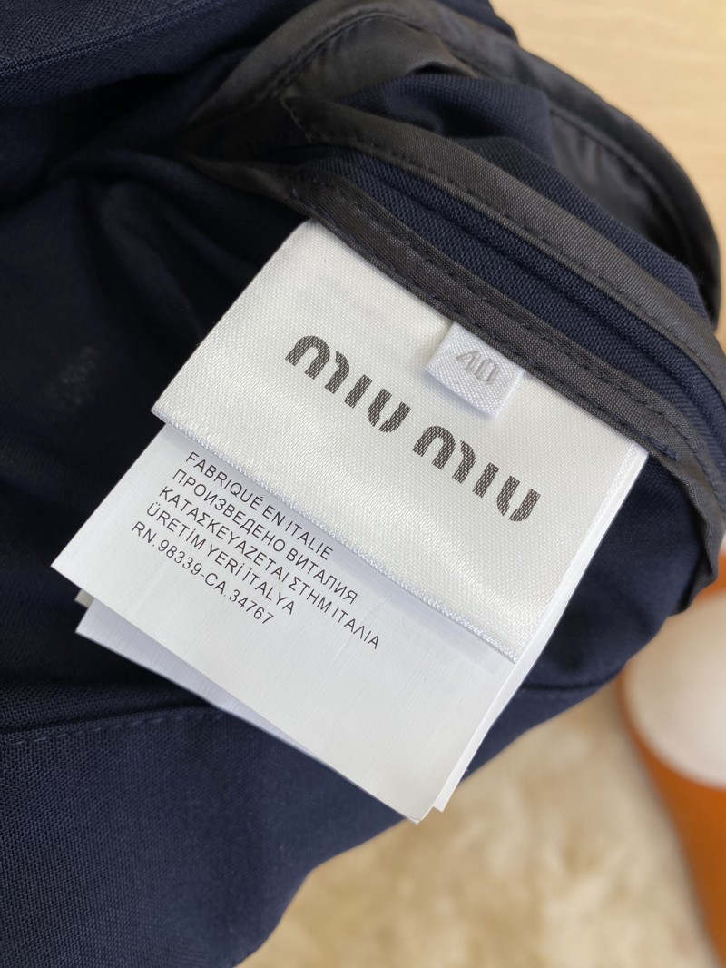 Miu Miu Applique Logo Jacket Jacket 8