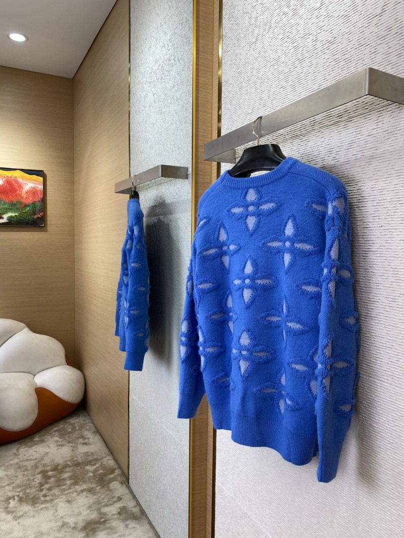 LV Applique Sweater 3