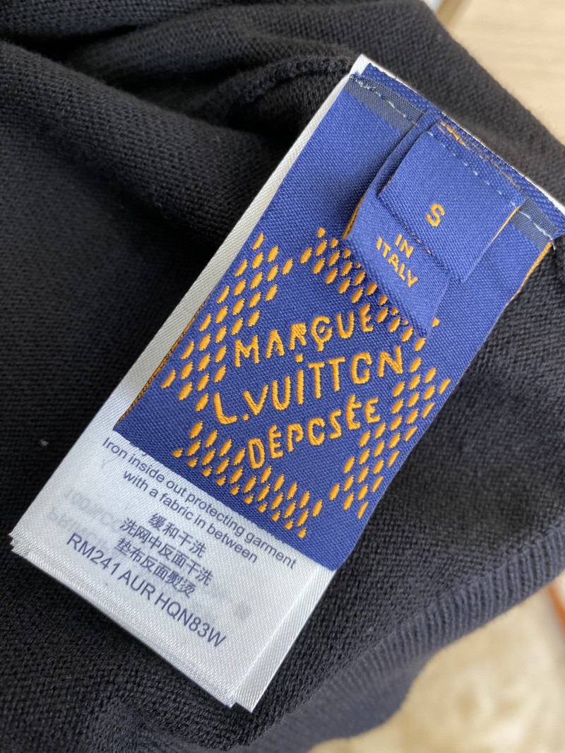 LV logo monogrammed crew neck jumper 8