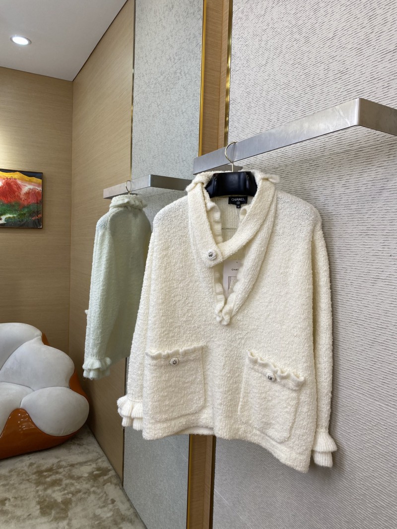Chanel Floral Sleeve Knit 2