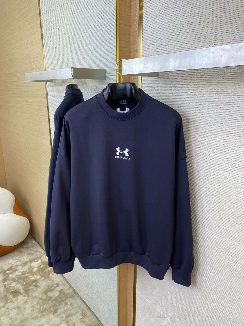 Balenciaga Co-branded Crew Neck Sweatshirt 6