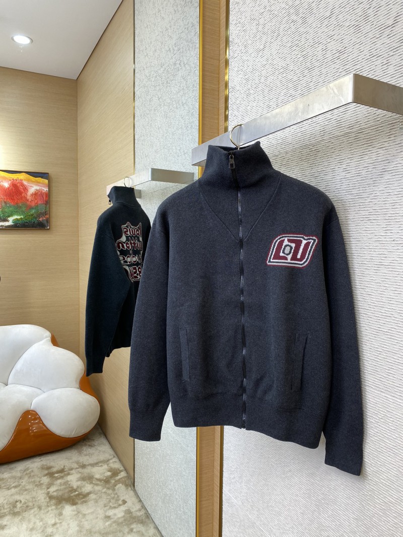 LV appliqu?? Embroidered jacket 2