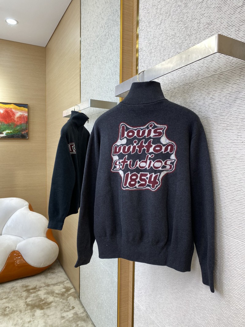 LV appliqu?? Embroidered jacket 3