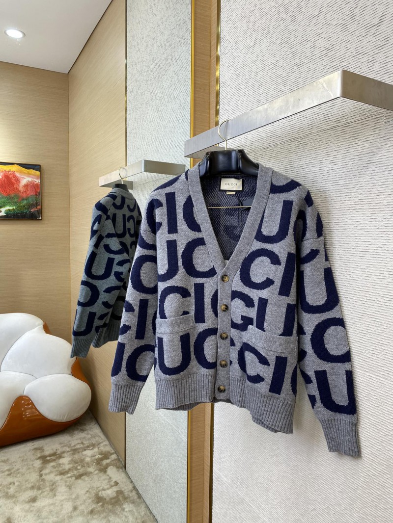 Gucci monogrammed knitted cardigan 2