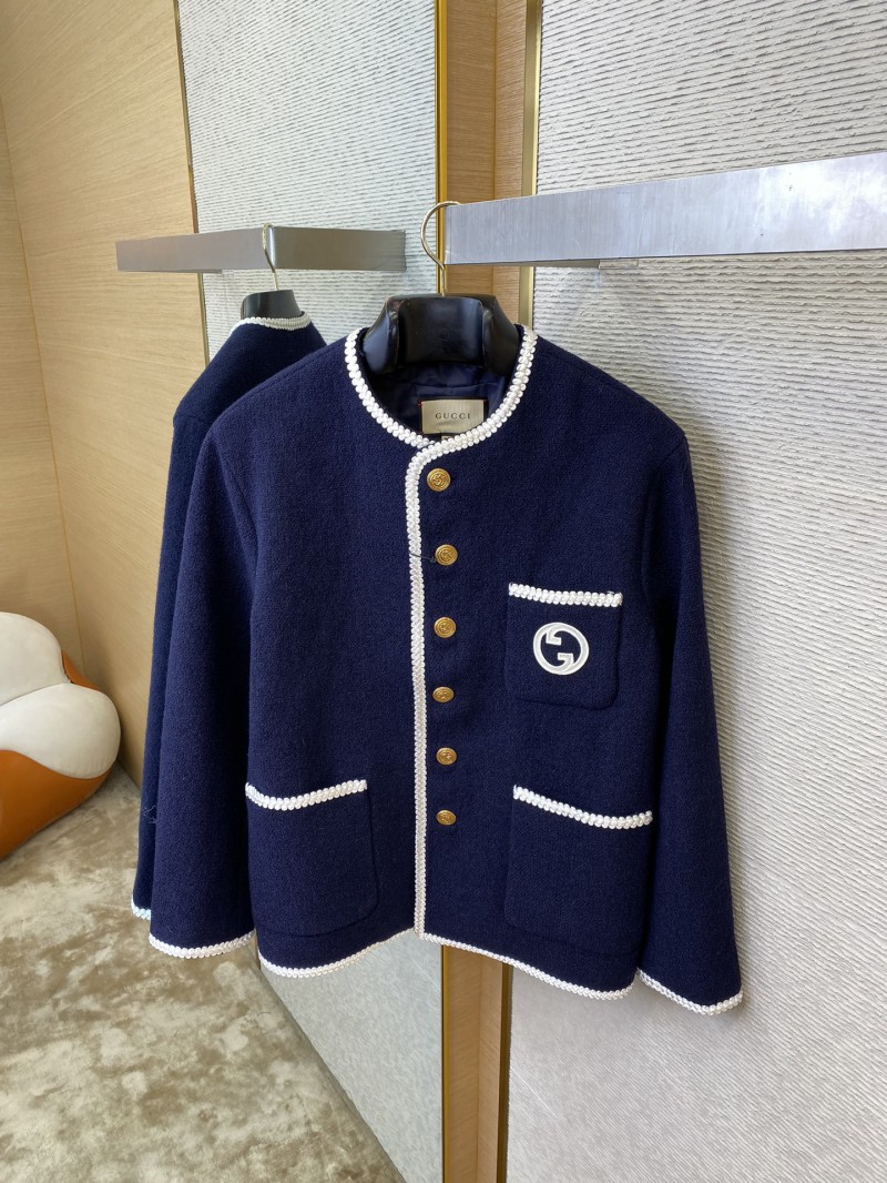 Gucci Badge Logo Tweed Wool Jacket Navy 6