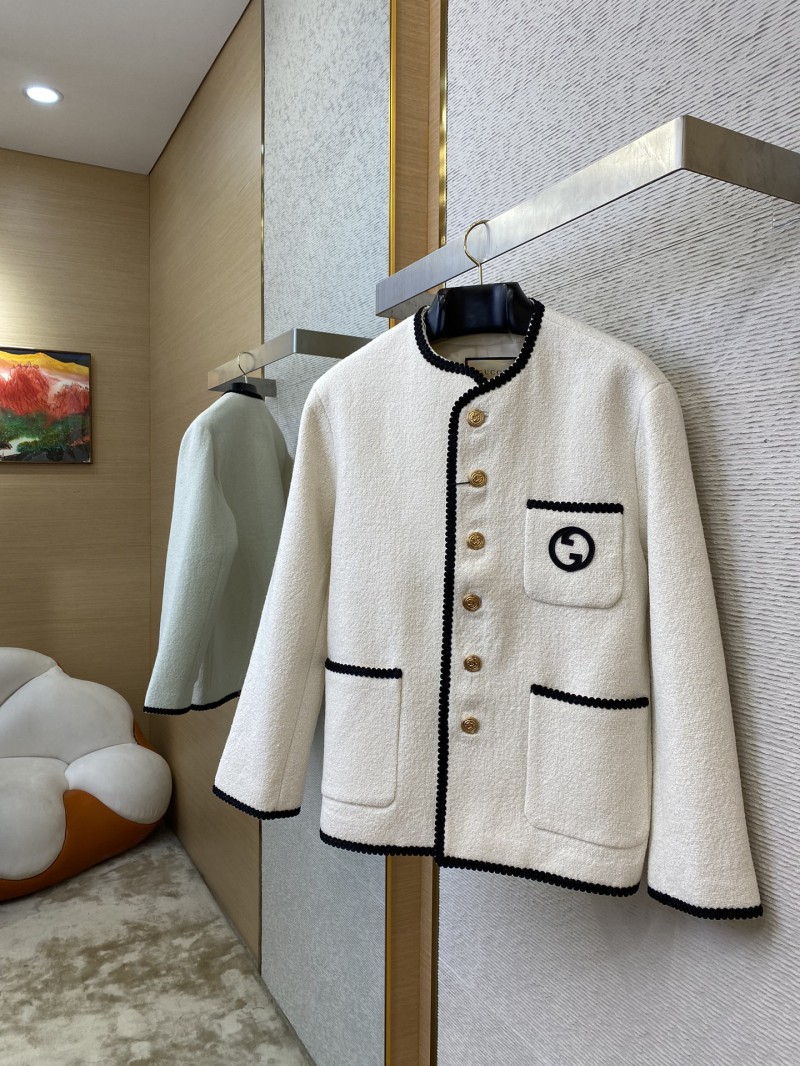 Gucci Badge Logo Tweed Wool Jacket White 2