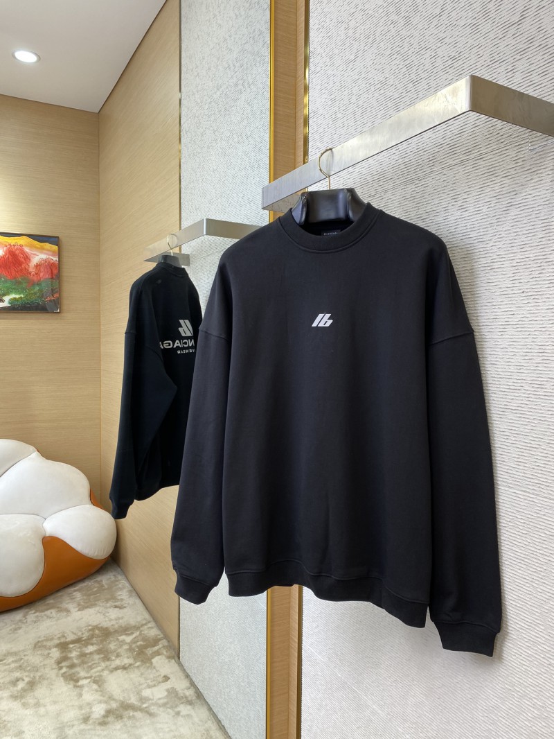 Balenciaga Reflective Print Crew Neck Sweatshirt Black 2