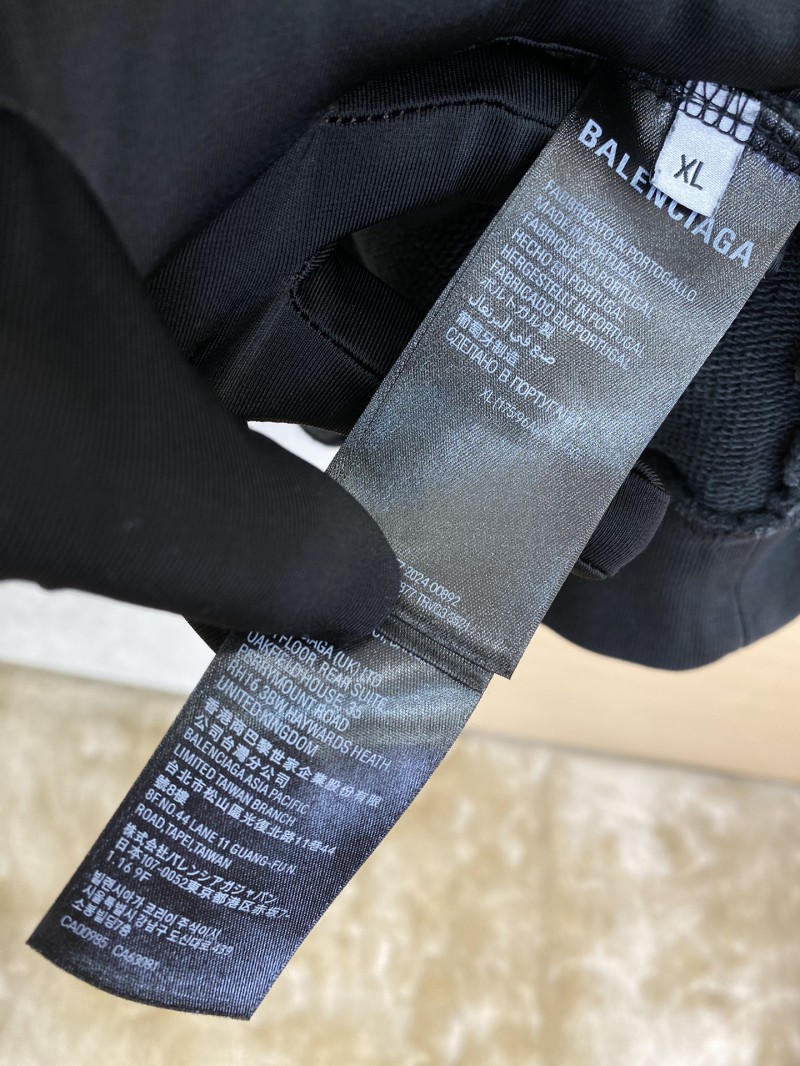 Balenciaga Printed Hooded Sweatshirt 8