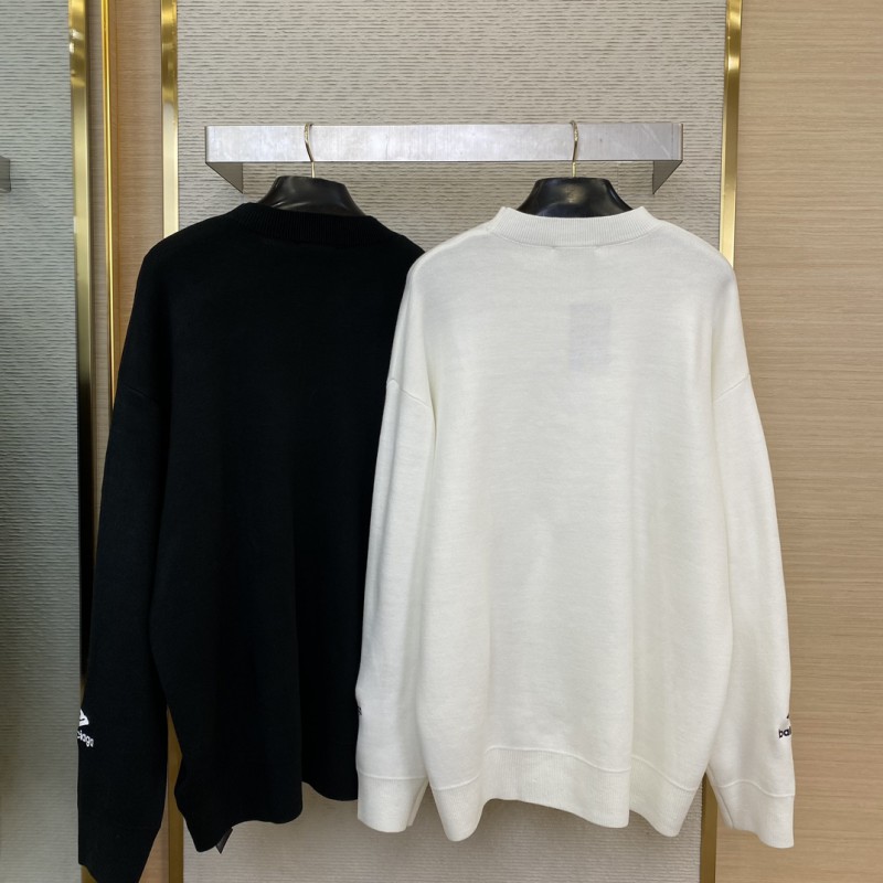 Balenciaga Logo Embroidered Crew Neck Sweater Black 1