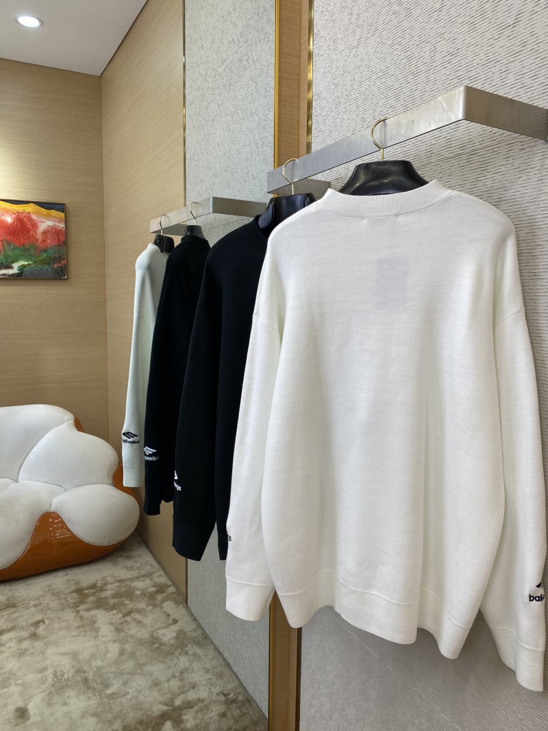 Balenciaga Logo Embroidered Crew Neck Sweater White 3